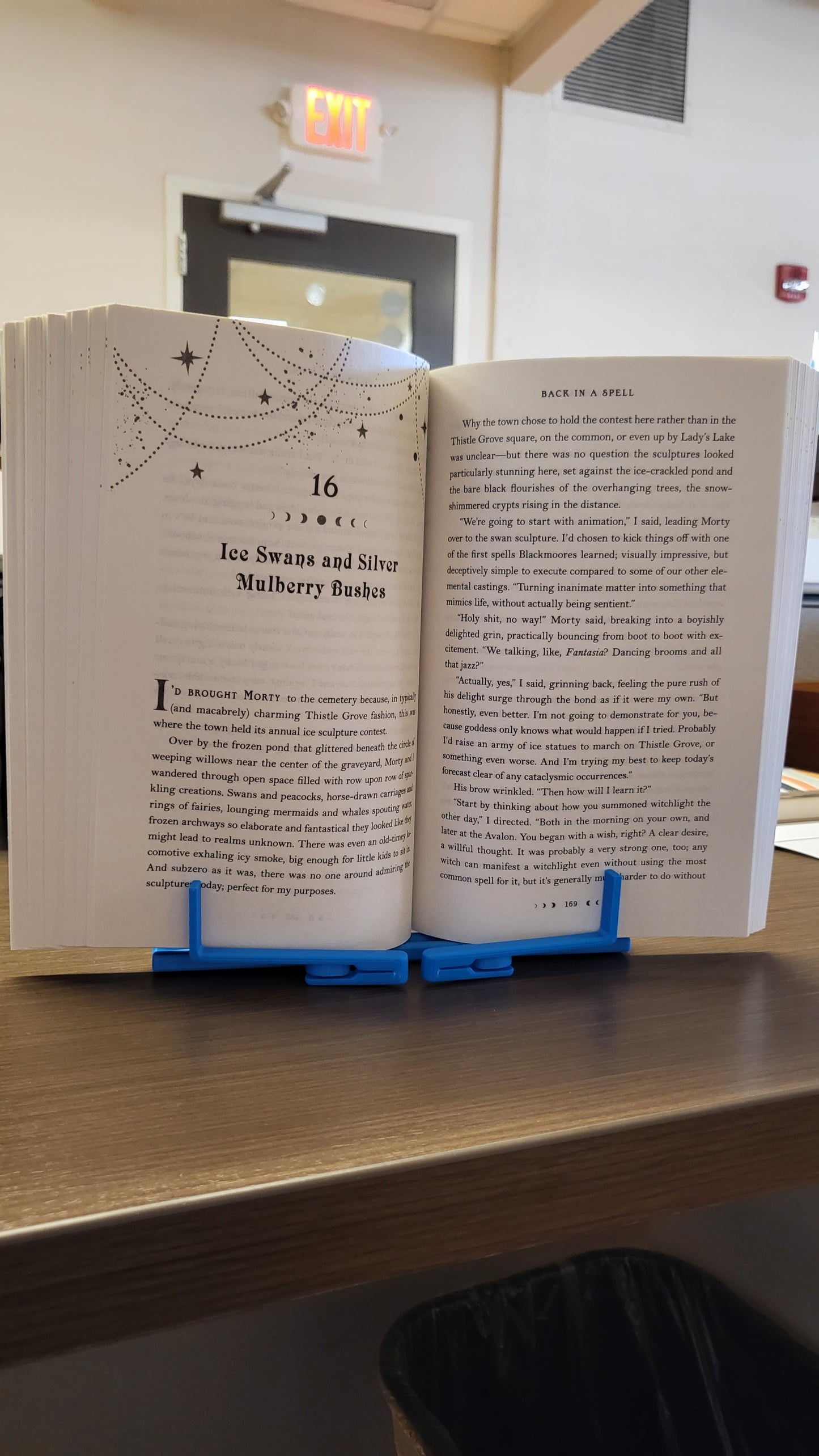 Book Stand - Medium