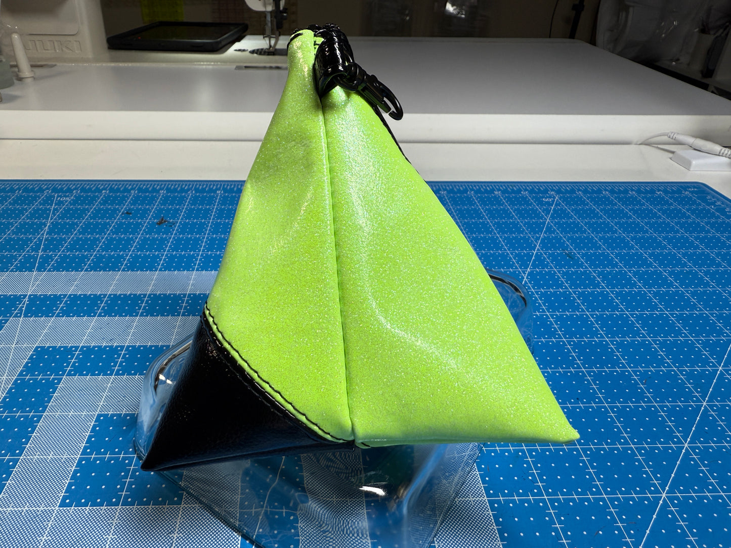 Pyramid Pouch