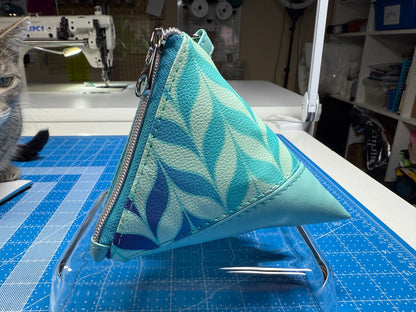 Pyramid Pouch